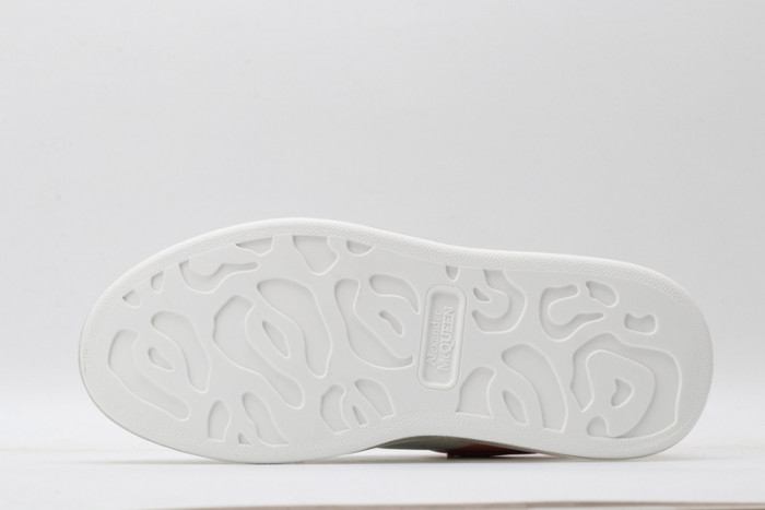 Mcqv*en oversized sneaker