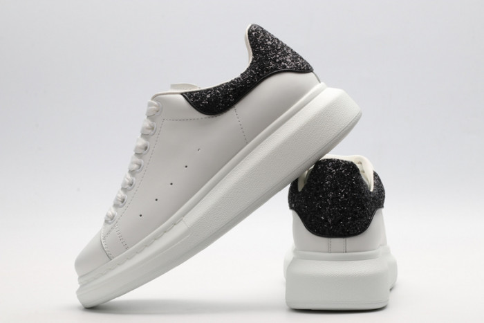 Mcqv*en oversized sneaker