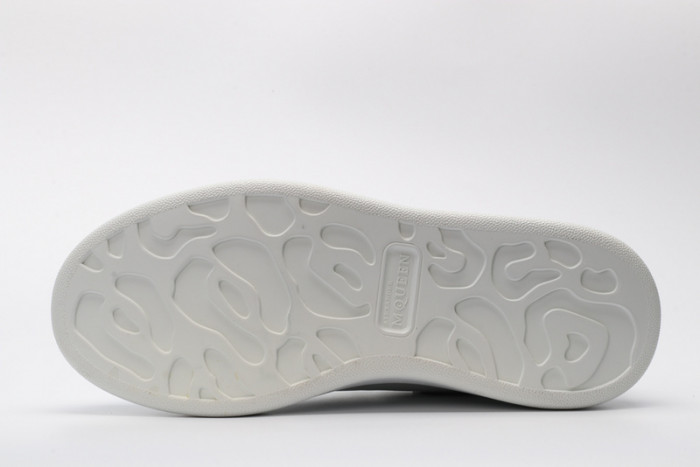 Mcqv*en oversized sneaker