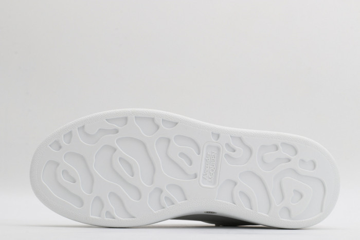 Mcqv*en oversized sneaker