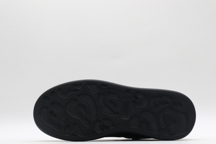 Mcqv*en oversized sneaker