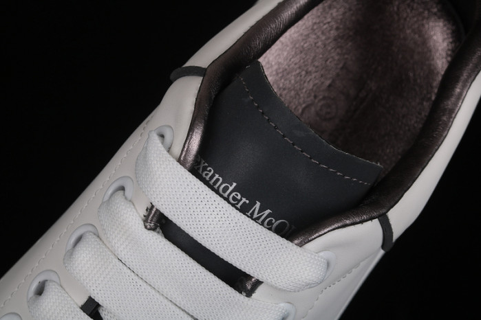 Mcqv*en oversized sneaker