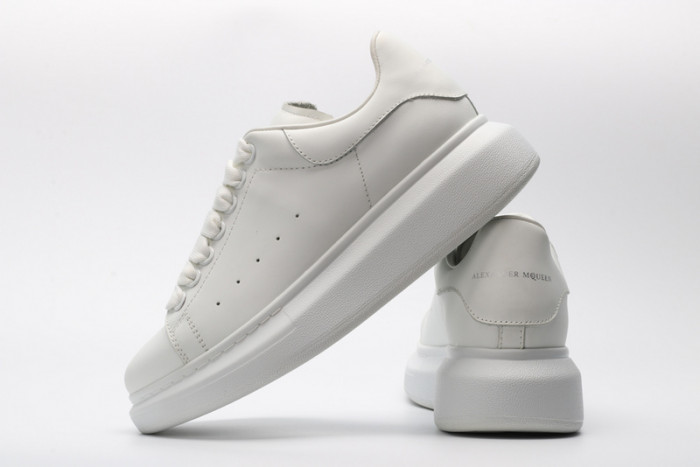 Mcqv*en oversized sneaker