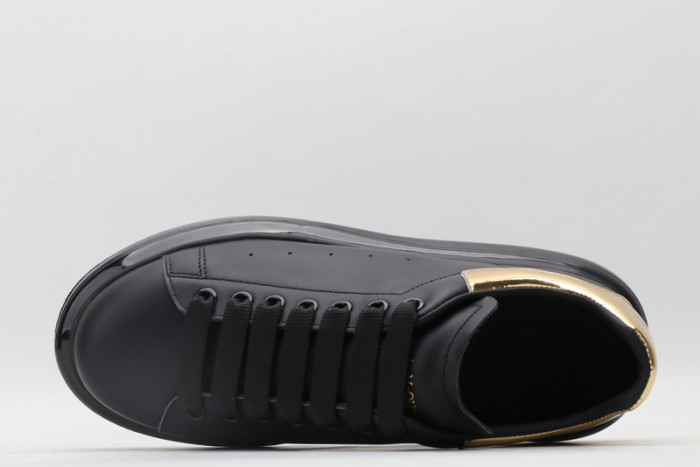 Mcqv*en oversized sneaker