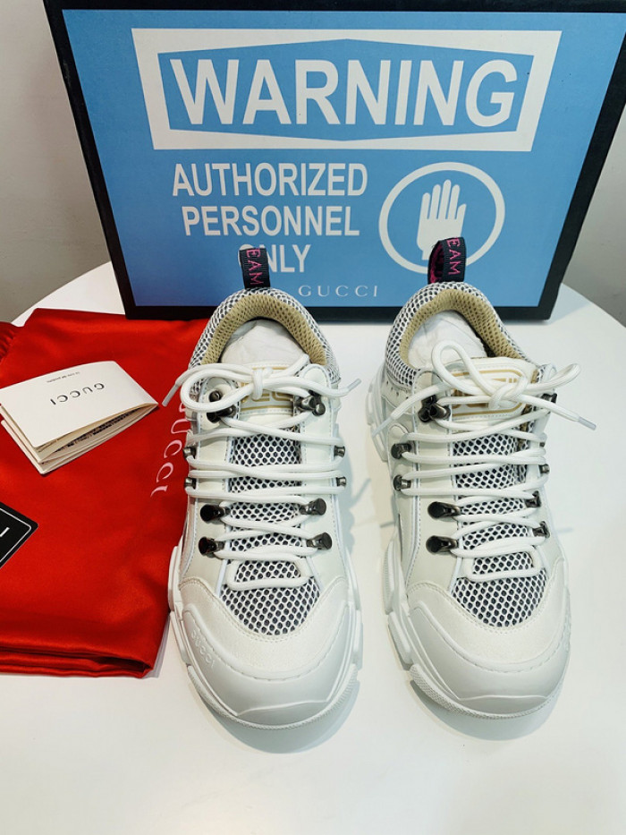 G*u*i1 journey flashtrek jewel crystal low boot