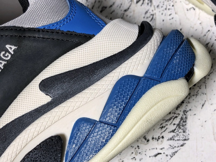 blc* triple s trainer