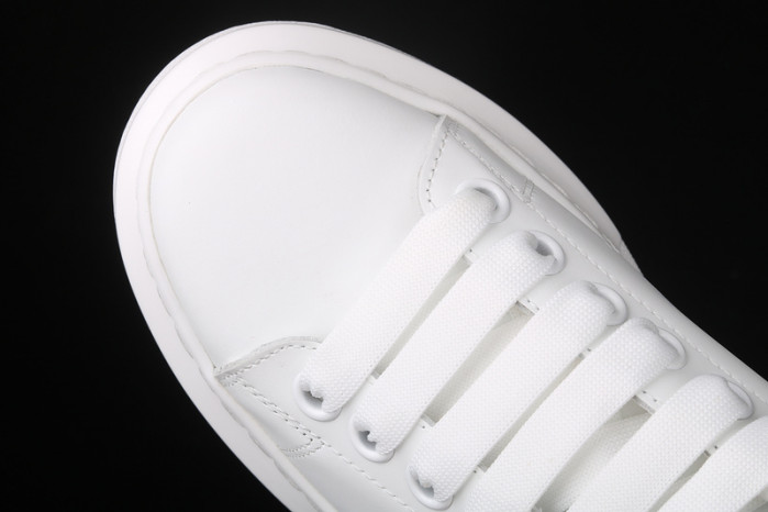 Mcqv*en oversized sneaker