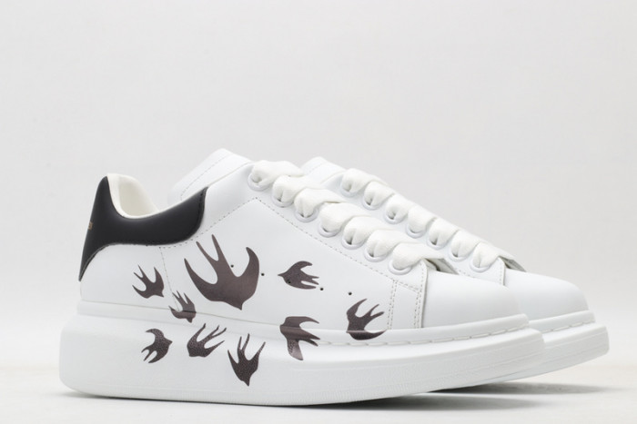 Mcqv*en oversized sneaker