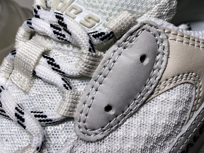 blc* triple s trainer