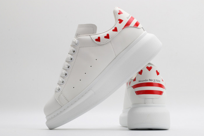 Mcqv*en oversized sneaker