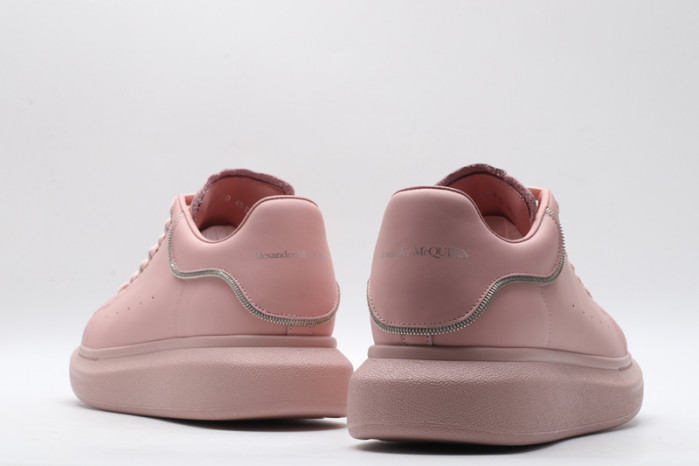 Mcqv*en oversized sneaker