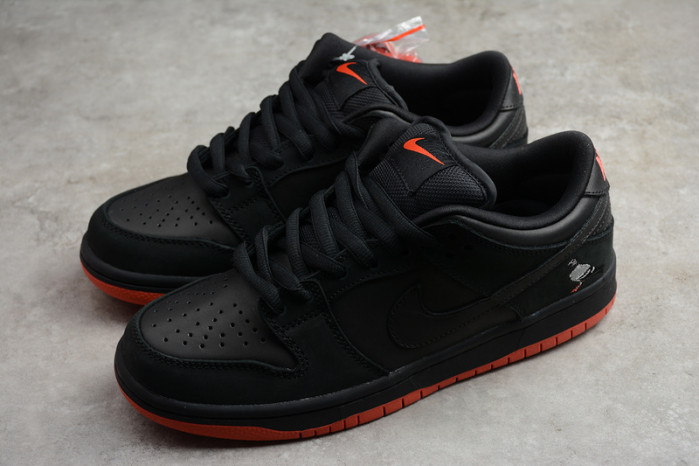 Nike Dunk Low SB TRD QS "Black Pigeon" - 883232 008