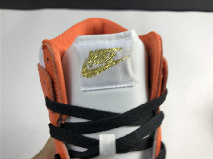 nike sb dunk S*pre* orange 307385-181