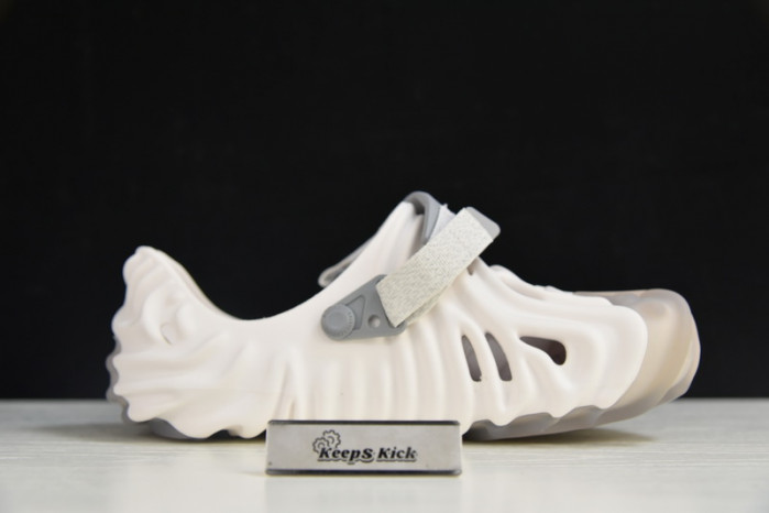 Cr*0*s pollex clog by salehe bembury urchin