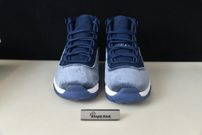 air jordan 11 velvet “midnight navy” ar0715-441