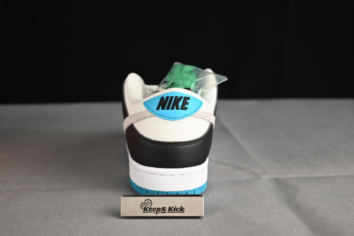 nike sb dunk low "laser blue" bq6817-101