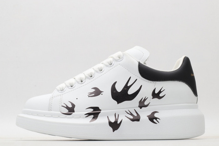 Mcqv*en oversized sneaker